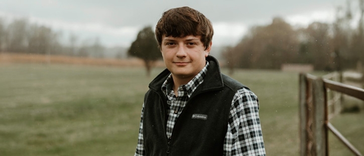 Hunter Kinnard Receives High Voltage Lineman Scholarship
