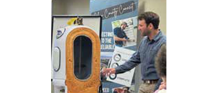 Members Learn Energy-Saving Tips at Lunch and Learn Event